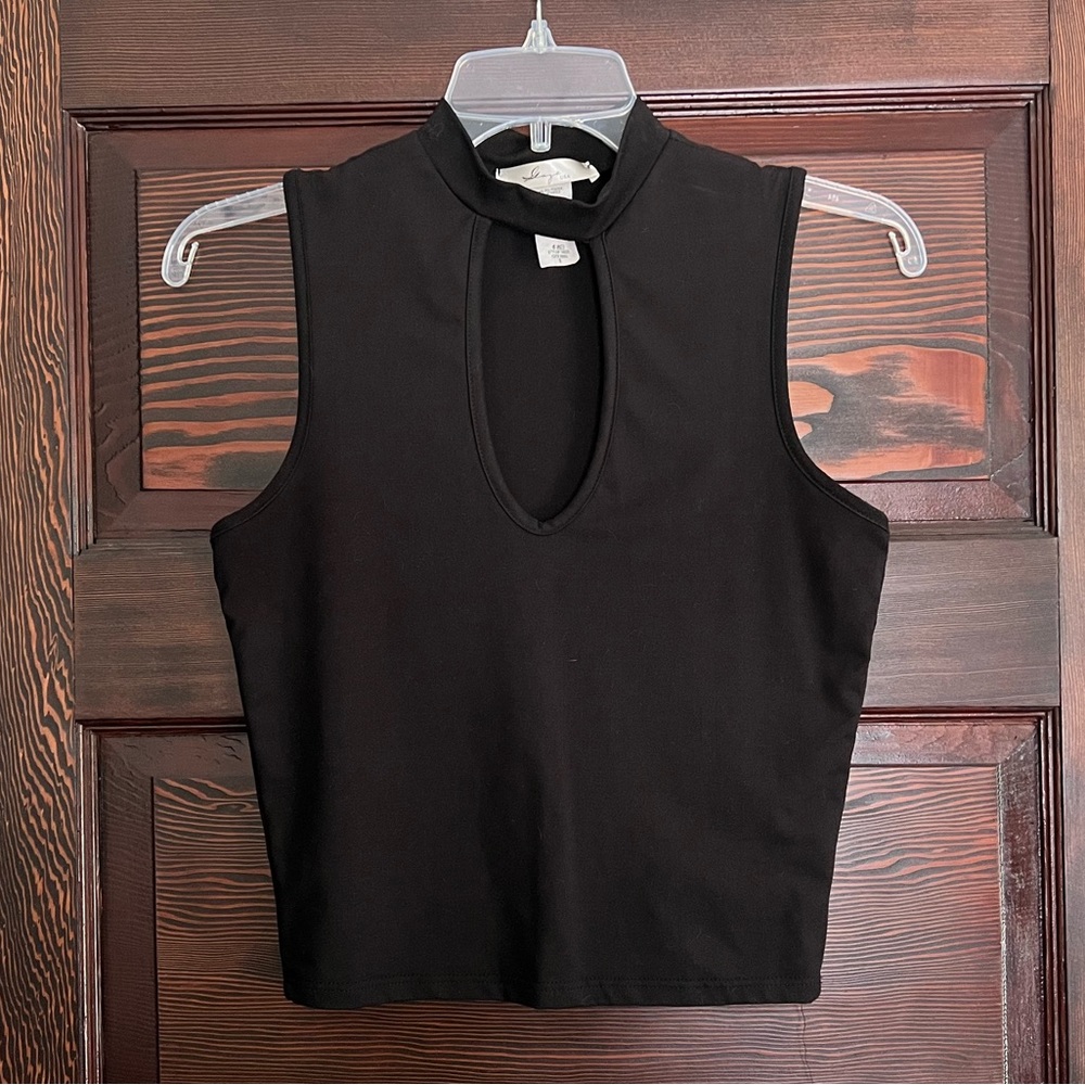 Black Cut-out Crop Top